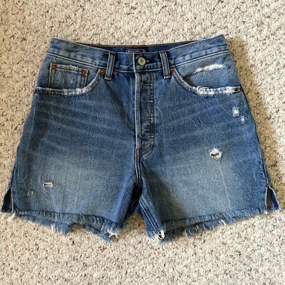 Abercrombie & Fitch High Rise 4” Denim Shorts
